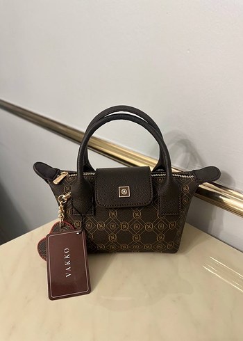 Klasik Siyah Deri Tokalı Kadın Çanta - Görsel 2