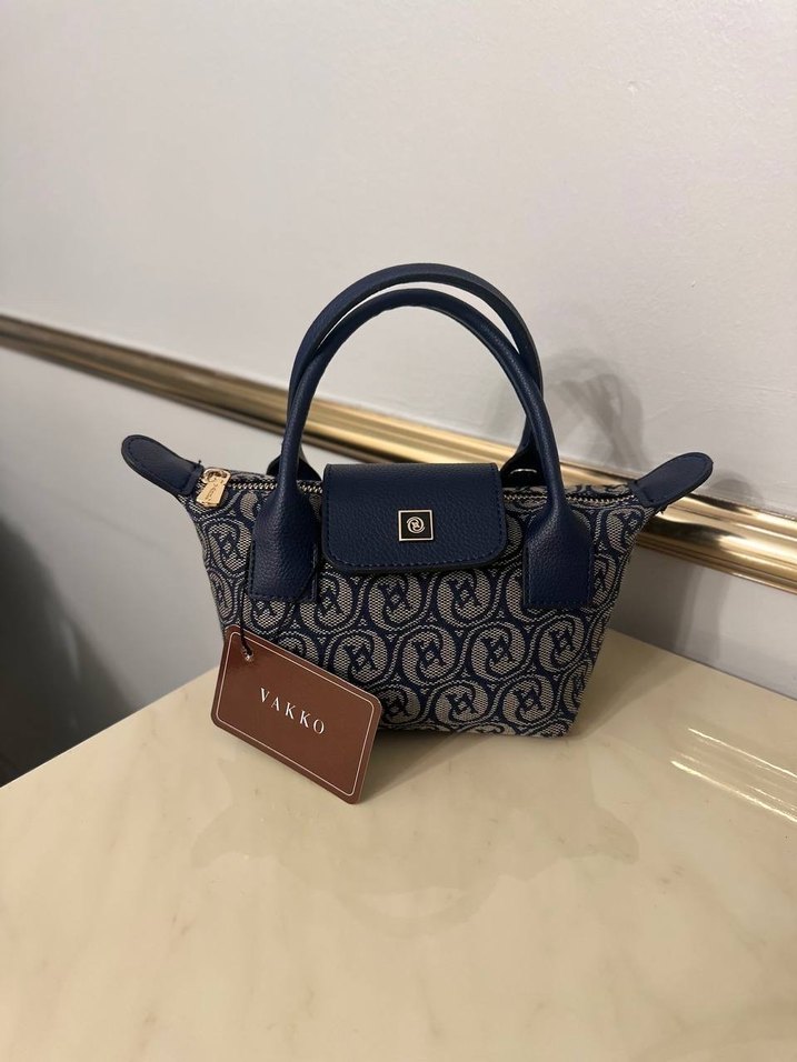 Klasik Siyah Deri Tokalı Kadın Çanta - Görsel 3