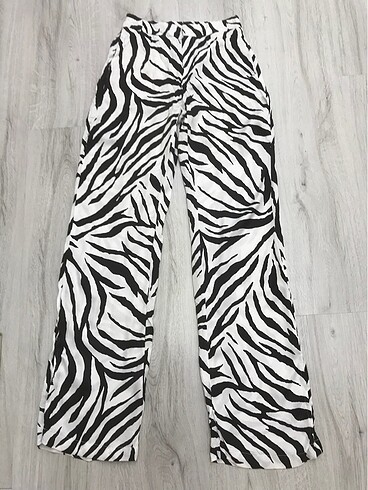 Zara pantolon