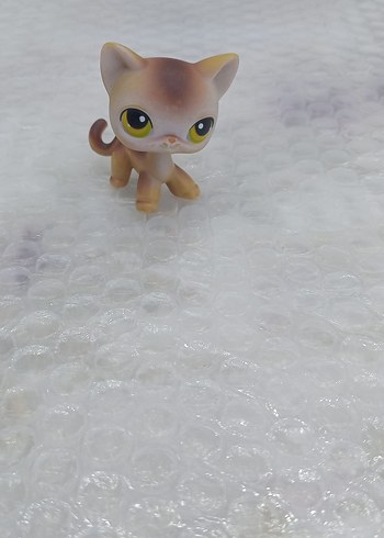 Pastel Tonlu Beyaz Kedi Figür