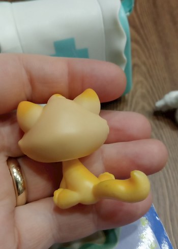 Pastel Renkli Beyaz Oyuncak Aksiyon Figürü Seti - Görsel 3