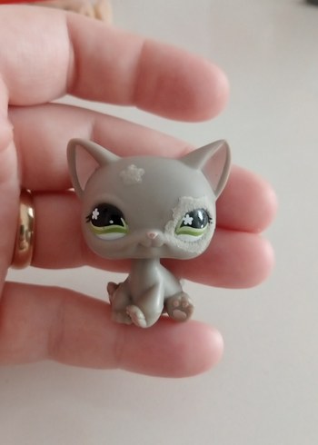 Gri Pastel Renkli Kedi Figürü