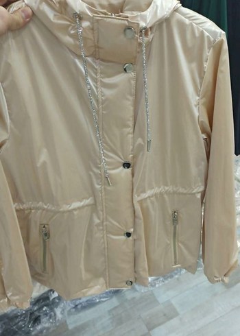 Beymen Club model Kadın Yağmurluk - Görsel 4