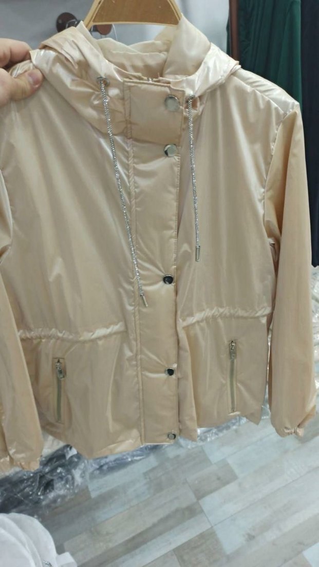 Beymen Club model Kadın Yağmurluk - Görsel 4