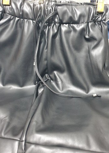 Massimo Dutti Siyah Deri Kadın Pantolon - Görsel 13