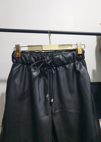 Massimo Dutti Siyah Deri Kadın Pantolon - Görsel 12