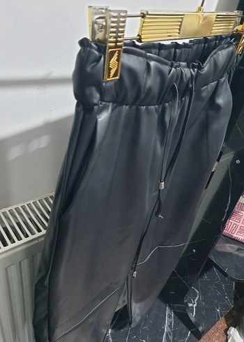 Massimo Dutti Siyah Deri Kadın Pantolon - Görsel 9