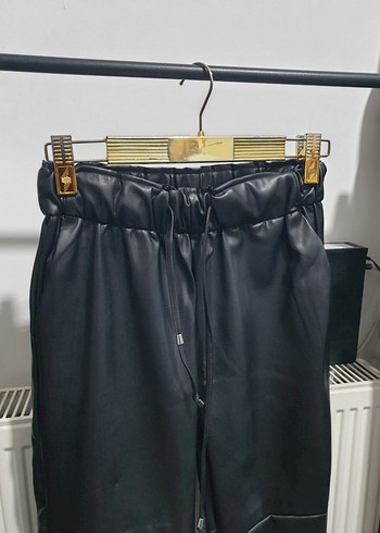 Massimo Dutti Siyah Deri Kadın Pantolon - Görsel 10