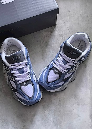 39 Beden New Balance Kadın 9060 model Spor Ayakkabı