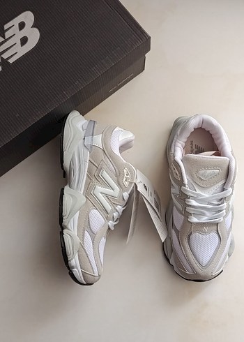 New Balance 9060 model Spor ayakkabı