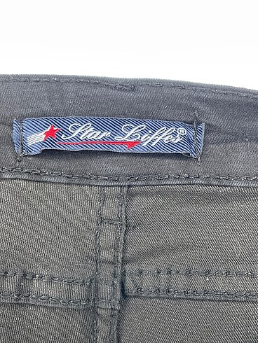 36 Beden siyah Renk PreLoved Mini Şort %70 İndirimli.