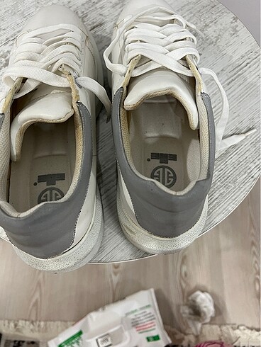 Elle beyaz sneakers - Görsel 6
