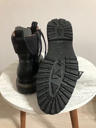 Divarese siyah postal bot - Görsel 5