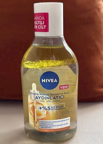 NIVEA Aydınlatıcı Yüz, Göz ve Dudak Temizleyici