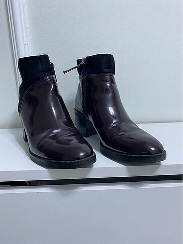 Zara bot