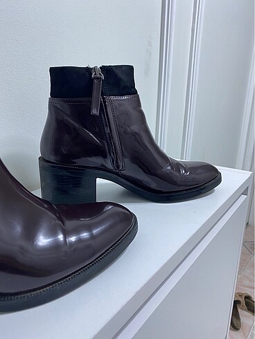 38 Beden Zara bot