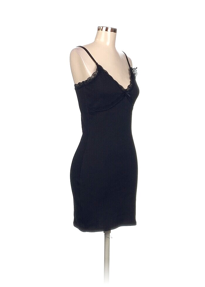 H&M Kısa Elbise %70 İndirimli. - Görsel 2