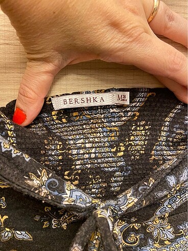 m Beden Bershka elbise