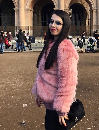 Bershka Bir kere kullanıldı tertemiz kürk