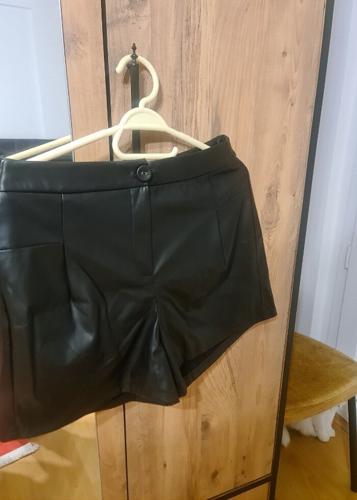 Suni deri şort - Görsel 2