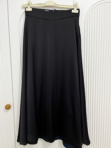 Zara Saten etek