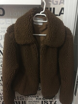 Bershka Peluş Mont