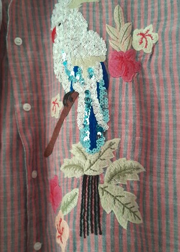 Düğmeli Nakışlı Bohem Kadın Gömlek - Görsel 2