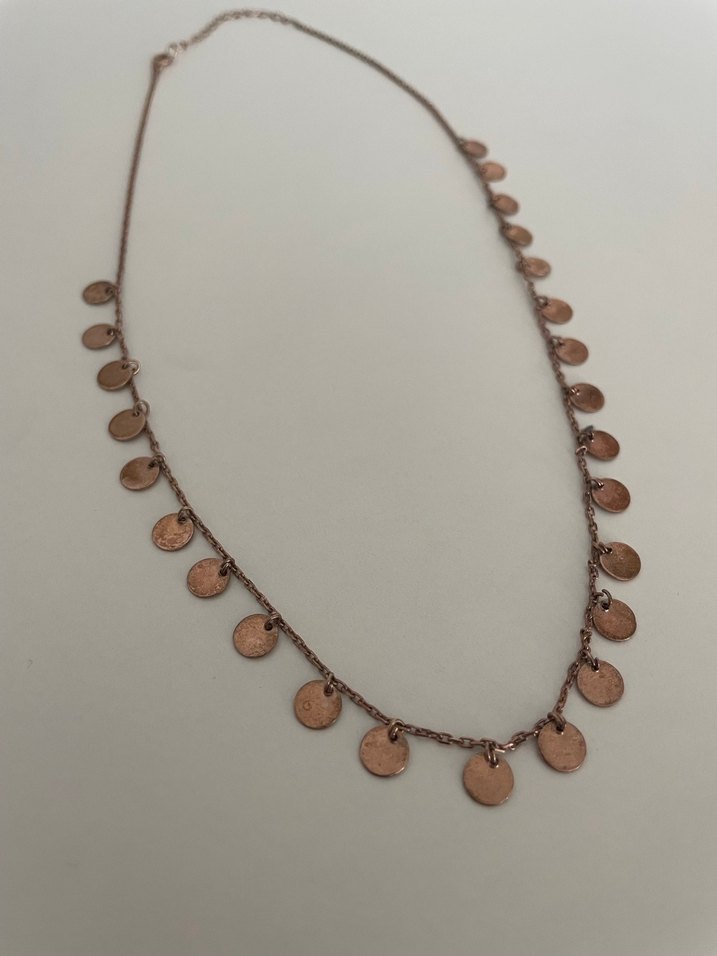 Minimalist Pul Detaylı Gümüş Kolye - Görsel 2