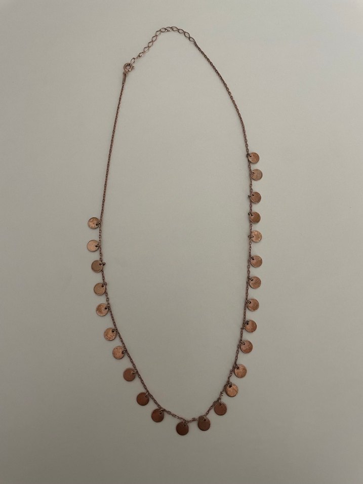 Minimalist Pul Detaylı Gümüş Kolye - Görsel 5