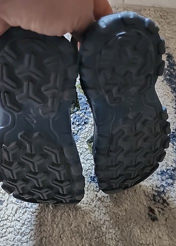 26 Beden sarı Renk Dechatlon Erkek /KIZ Çocuk Sandalet