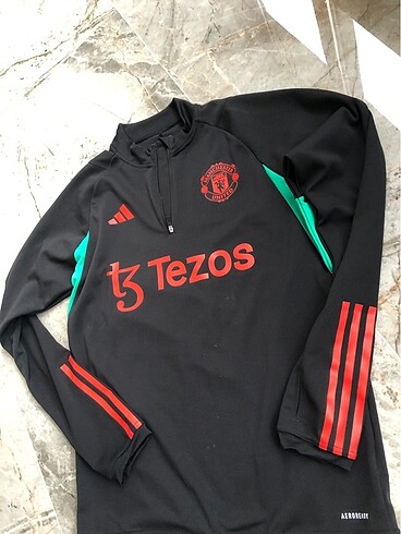 adidas eşofman üstü