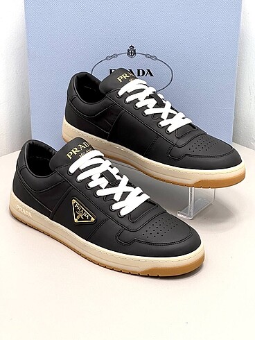 Prada Prada