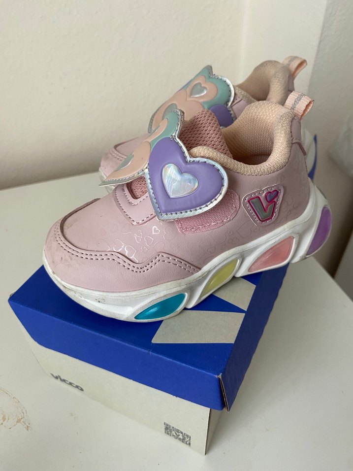 Vicco Kız Çocuk Pembe Işıklı Spor Ayakkabı - Görsel 2