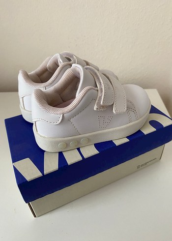 Vicco Kız Çocuk Beyaz Cırt Cırtlı Spor Ayakkabı - Görsel 3