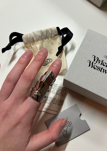 Vivienne Westwood Yüzük