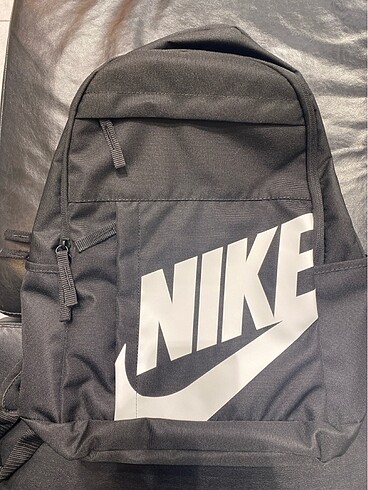Nike çanta