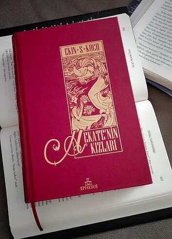  Hekate' nin Kızları (Ciltli) / Ekin S. Koch