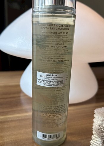 Snowflakes & Cashmere Kadın Parfüm Spreyi 236 ml - Görsel 3