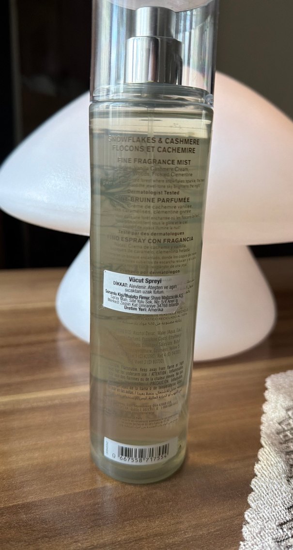 Snowflakes & Cashmere Kadın Parfüm Spreyi 236 ml - Görsel 3