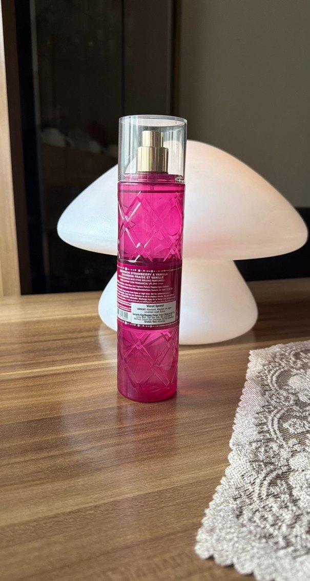 Bourbon Çilek Vanilya Kadın Parfümü 235 ml - Görsel 2