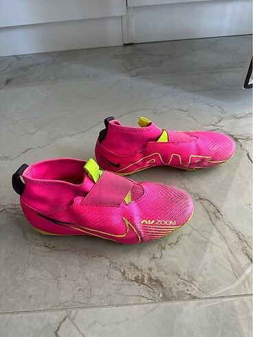 Nike Çocuk krampon