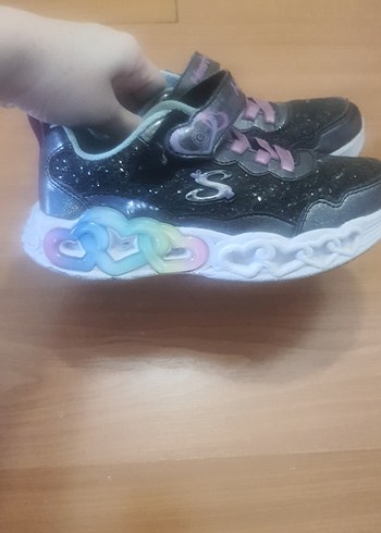 Skechers 32