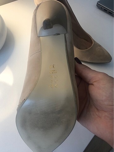 Diğer süet stiletto