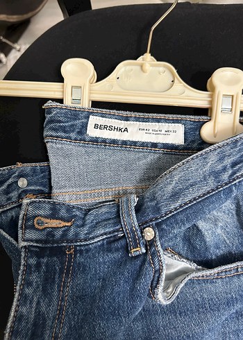 Bershka Mavi Jean