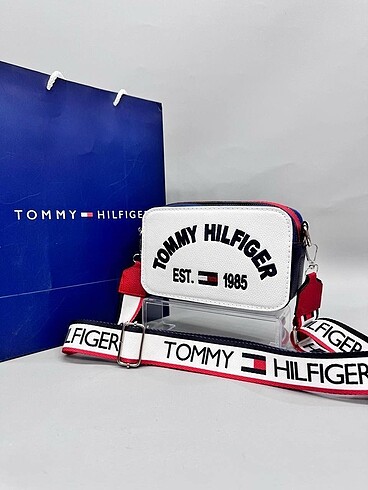 Tommy hilfiger beyaz askılı baget çanta