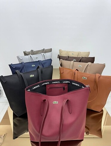 Diğer Lacoste siyah büyük kol çantası