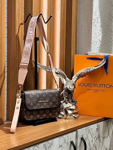 Louis vuitton kahve pembe askılı çanta