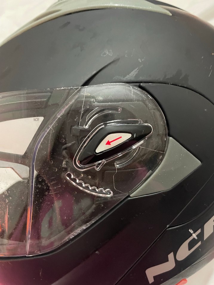 Kilitli Siyah NCR Biker Motosiklet Kaskı - Görsel 3