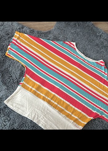 Çok Renkli Düğmeli bluz - Görsel 2