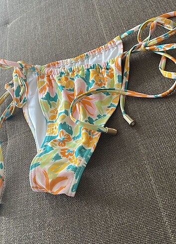 l Beden Bikini altı 